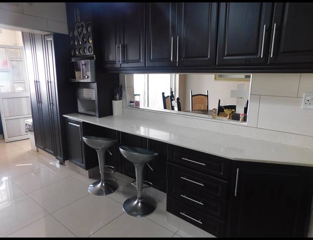3 BEDROOM HOUSE FOR SALE IN SHALLCROSS